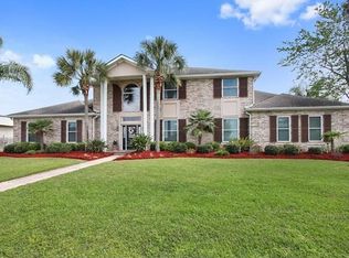 5921 Wright Rd, New Orleans, LA 70128