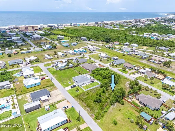 407 California Dr, Mexico Beach, FL 32456