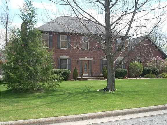 2nd image of 675 Saddlebrook Dr