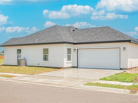 3rd image of 1014 Brooks Dr