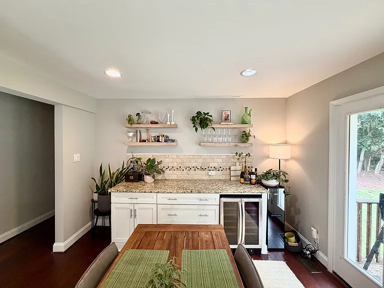 1721 Edgewater Dr — Photo 15
