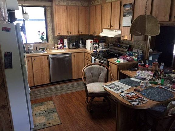 4th image of 125 Laurelcrest Cir