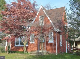 102 S Jackson St, Strasburg, PA 17579