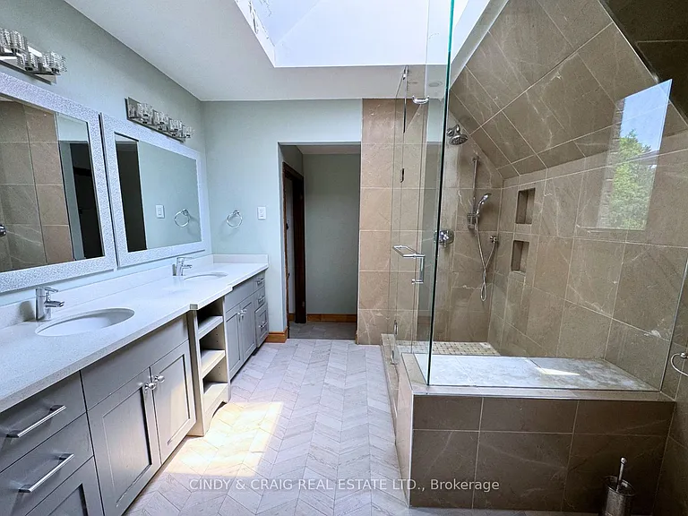 1426 Highbush Trl — Photo 15