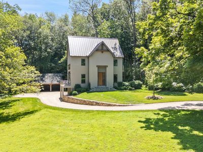 26 Pound Ridge Road, Pound Ridge, NY, 10576