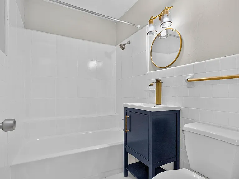 550 Harding Pl #E103 — Photo 7