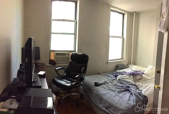 Rented by City Connections Realty | media 38