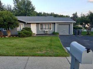 8 Capital Dr, Washingtonville, NY 10992