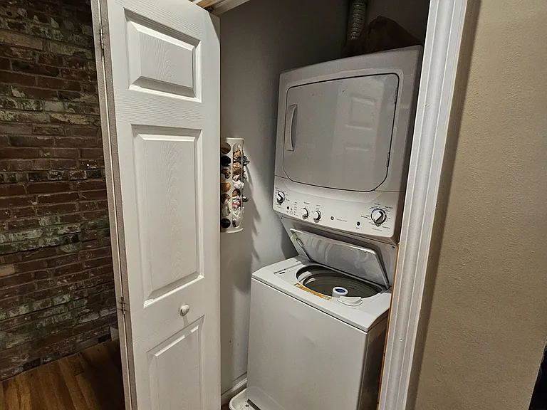 1012 Allen Ave #3 — Photo 4