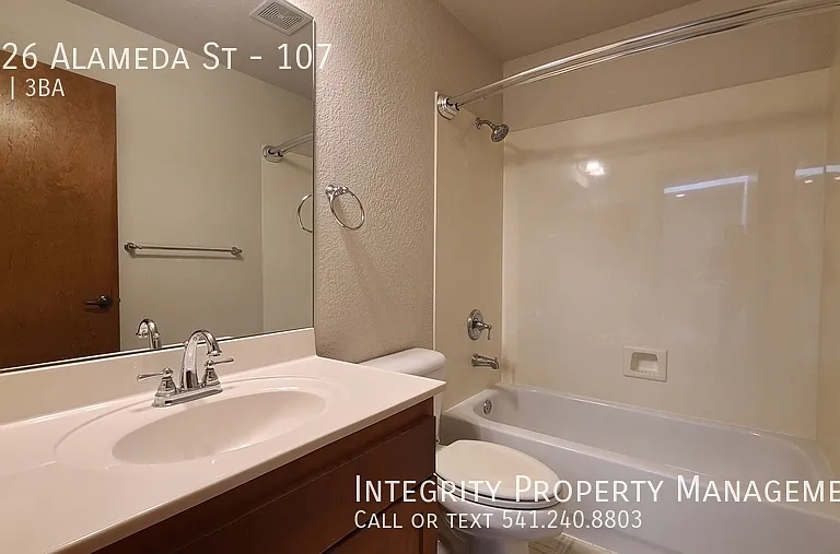 3126 Alameda St #107 — Photo 13
