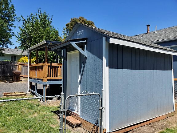 Storage room with power and lights. Not to be used as a dwelling unit.