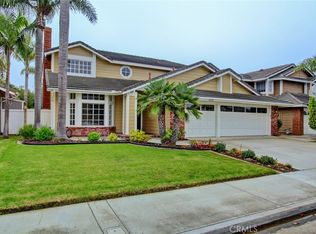 5692 Larkmont Dr, Huntington Beach, CA 92649