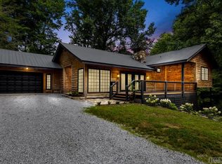 760 Cashiers Lake Rd, Cashiers, NC 28717