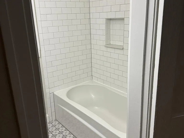 3306 N Ridge Ave — Photo 9