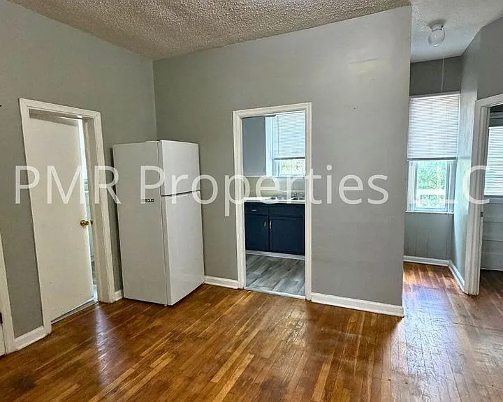 116 N 13th St — Photo 3