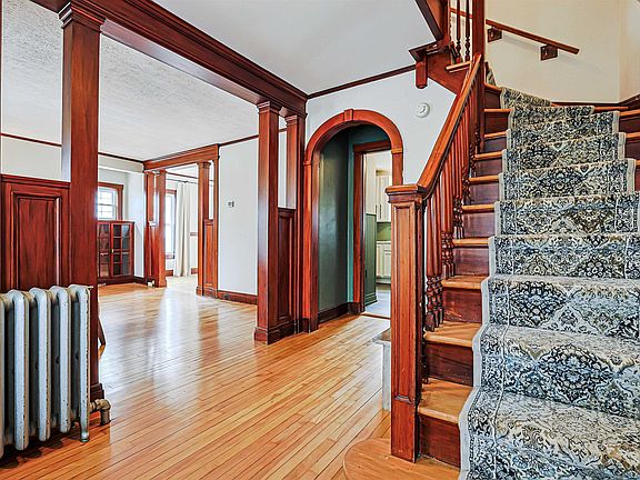 3rd image of 357 Bridge Street