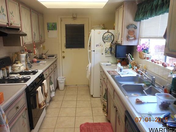 2nd image of 4042 Canyon Hills Dr