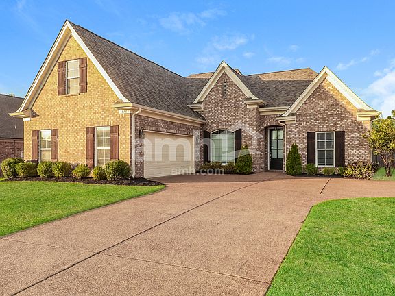 4th image of 3284 Vineyard Dr S