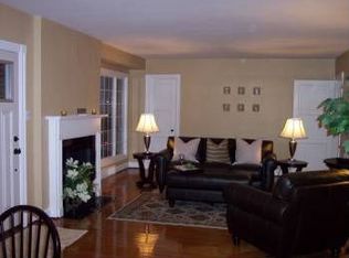 2514 Alanmede Rd, Louisville, KY 40205