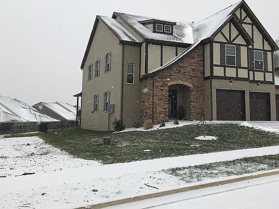2nd image of 137 Ferdinand Dr