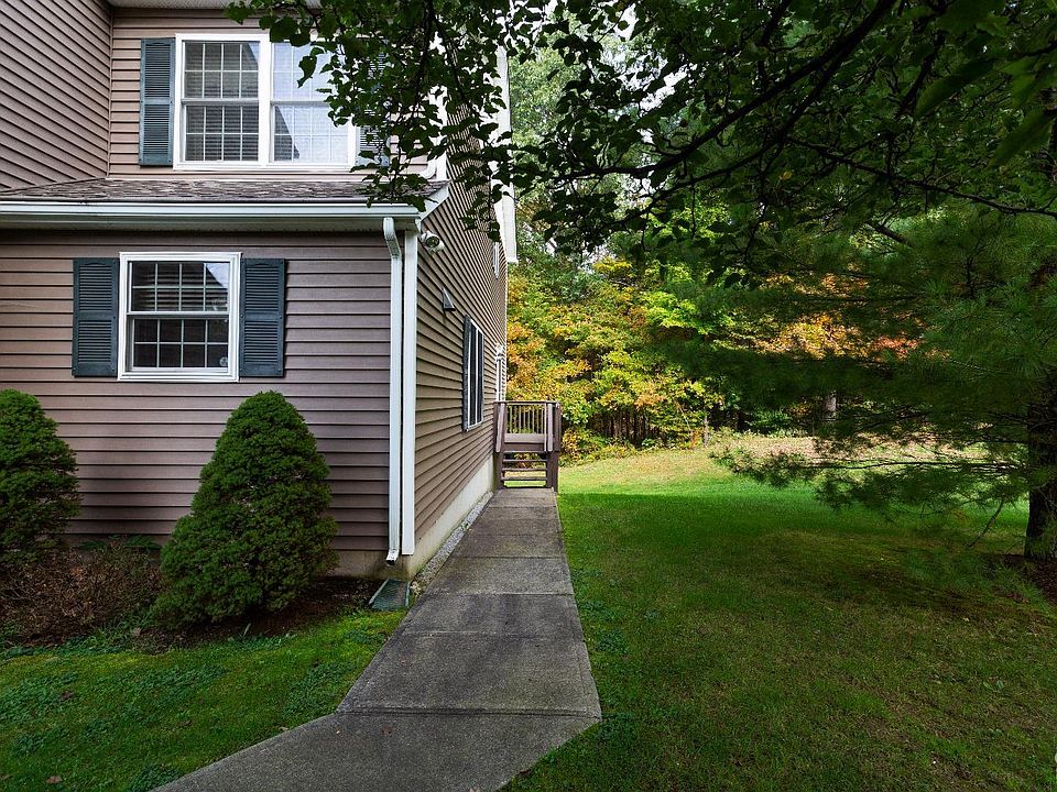 293 Pinebrook Dr, Hyde Park, NY 12538 Zillow