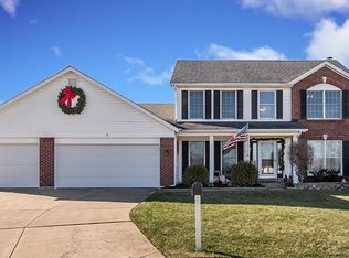 5 Sierra Pines Ct, Dardenne Prairie, MO 63368