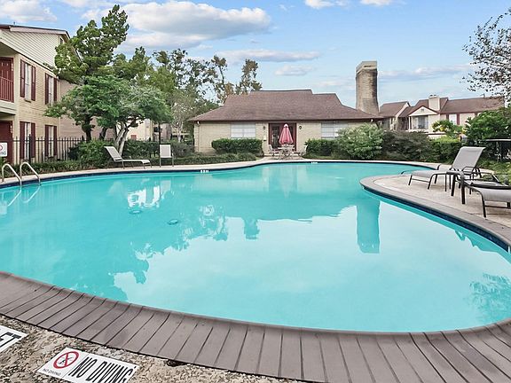 5th image of 2120 El Paseo St APT 1403