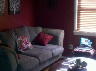 96 Finch Ln APT 1A, Islip, NY 11751