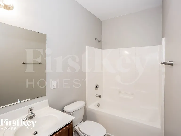 3516 Larkhaven Ave SW — Photo 13