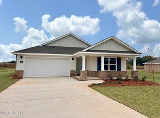 123 Mill Ct, Lucedale, MS 39452