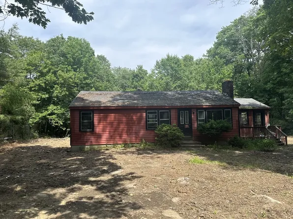 91 Hale Rd, Hubbardston, MA 01452