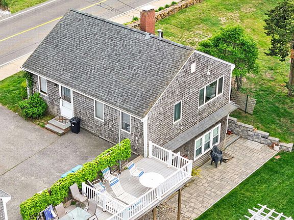 3rd image of 424 Grand Avenue