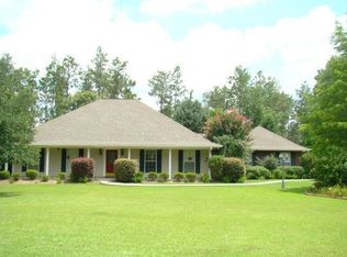 140 Pine Ridge Dr, Picayune, MS 39466