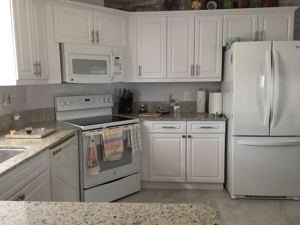 1st image of 25956 Walnut Ct