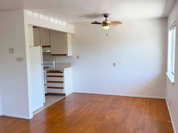 681 1st St W APT 4, Sonoma, CA 95476