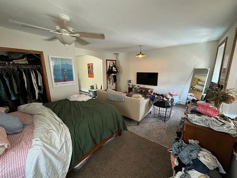 260 Lyceum Ave #3 — Photo 5