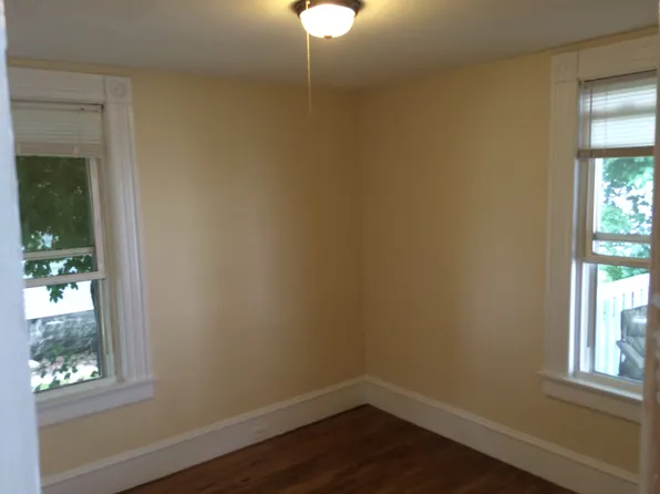 259 W 3rd St #2, Oswego, NY 13126