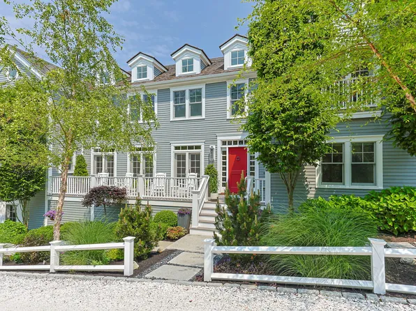 29 Point Street, Provincetown, MA 02657