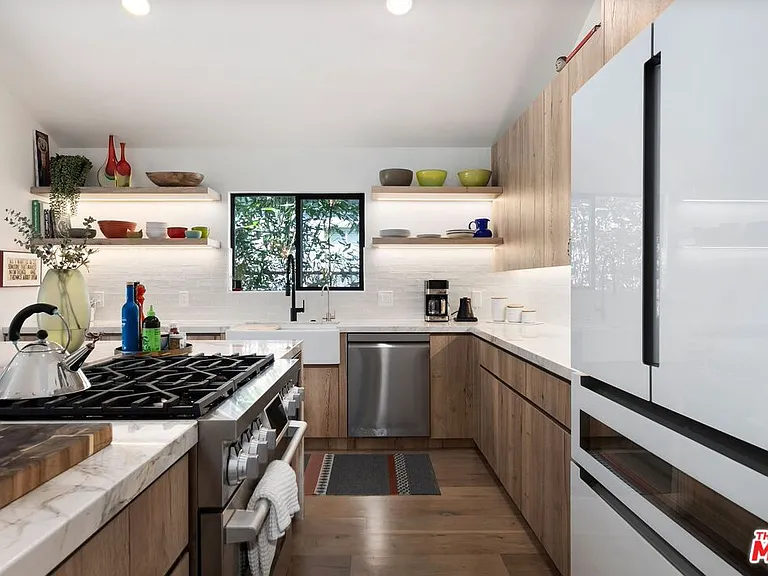 3640 Maplewood Ave — Photo 18