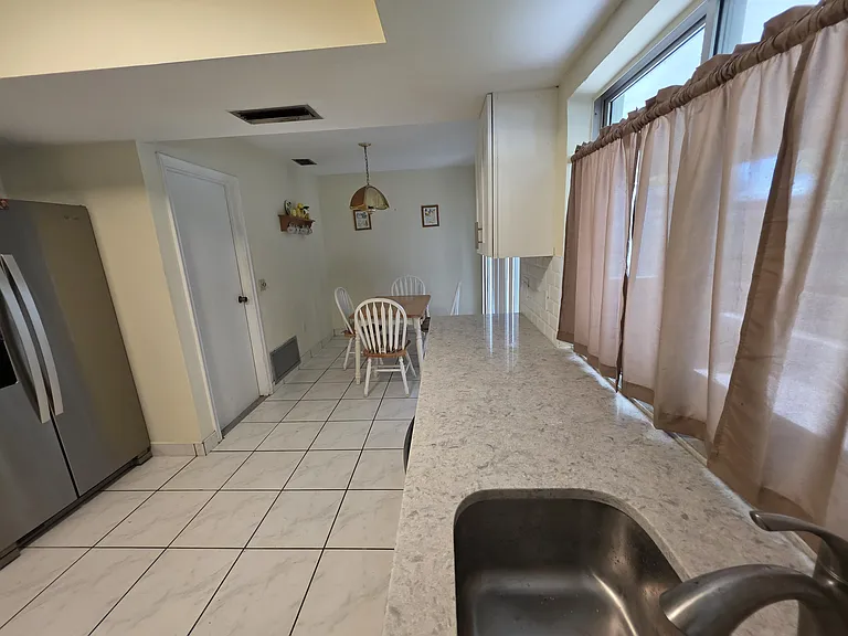 9175 NW 25th St — Photo 7