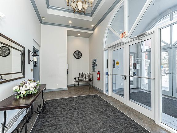 3rd image of 260 Sturgeon Rd #306