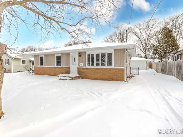 3340 Boone Ave SW, Wyoming, MI 49519