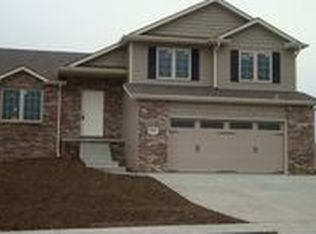 9601 Mortensen Dr, Lincoln, NE 68526