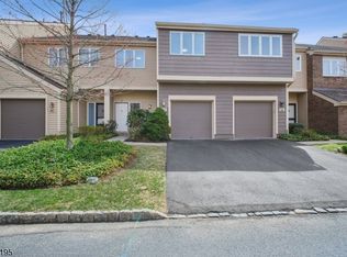 58 Cambridge Ct #58, Madison, NJ 07940