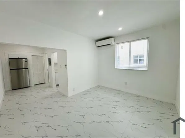 856 SW 6th St APT 102, Miami, FL 33130
