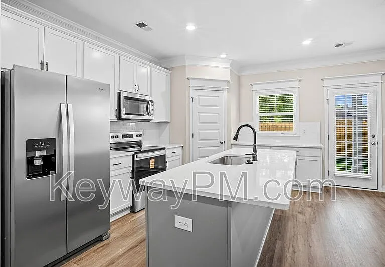 2099 Denmark Ave SE — Photo 10