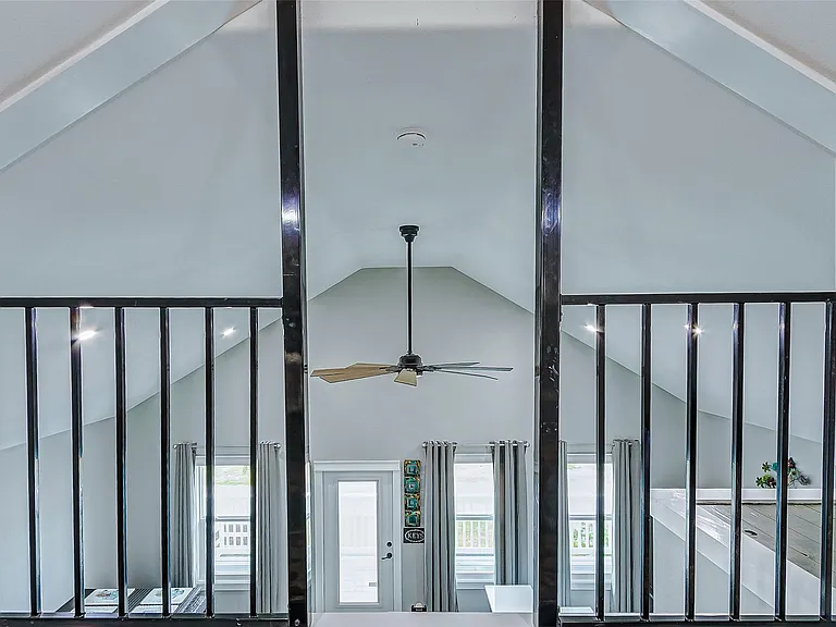 1040 Johnson Rd — Photo 42