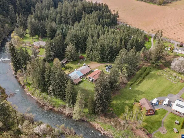 38050 Highway 228, Brownsville, OR 97327