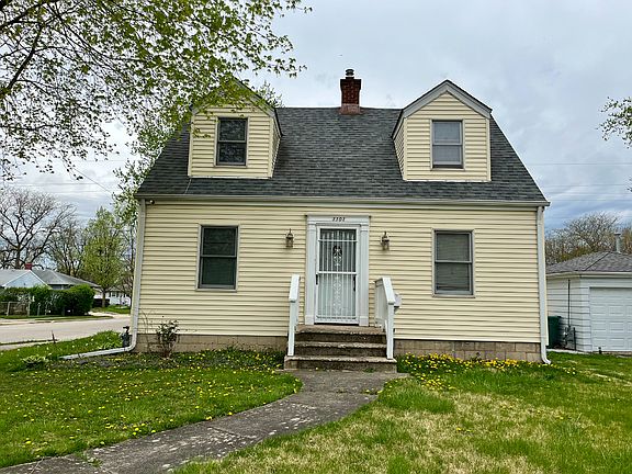 2nd image of 1101 Plaza Dr