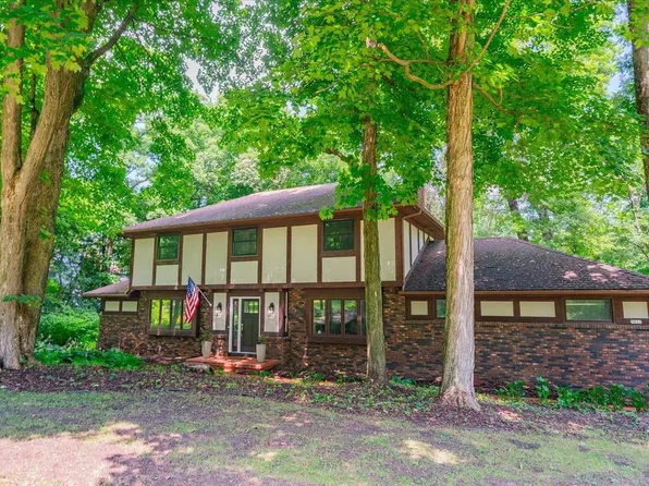 7822 Ox Trail Way, Verona, WI 53593